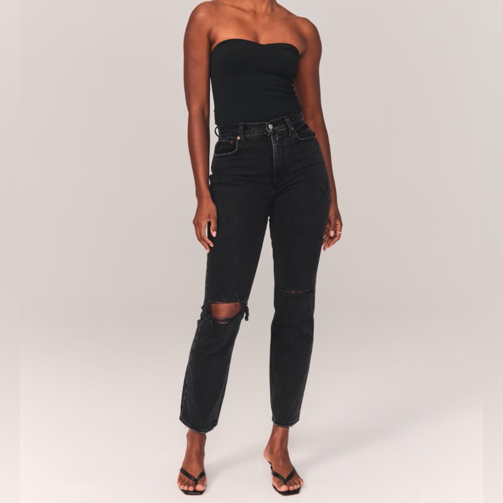 NWT Abercrombie curve love ultra high rise 90s straight jean